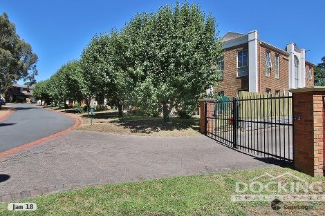 11 Illowra Walk, Blackburn South, VIC 3130