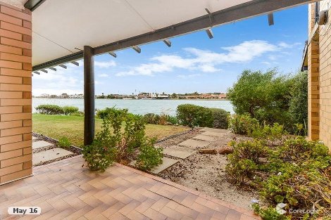 2/78 Military Rd, Tennyson, SA 5022