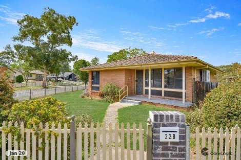 228 Riverside Dr, Airds, NSW 2560