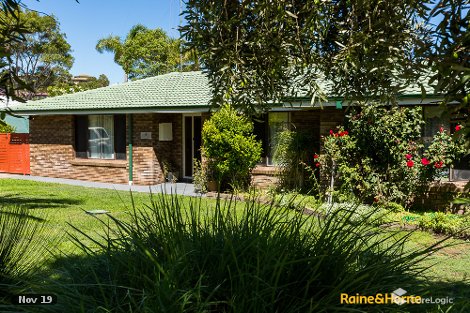 8 Murray Dr, Withers, WA 6230