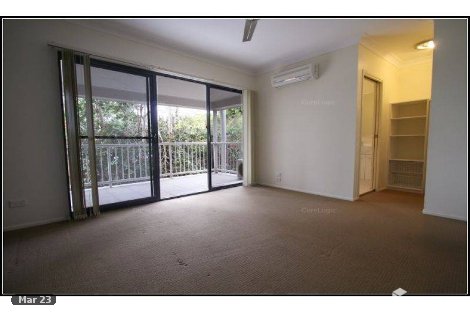 1/170 Whiting St, Labrador, QLD 4215