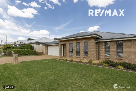 9 Cootamundra Bvd, Gobbagombalin, NSW 2650