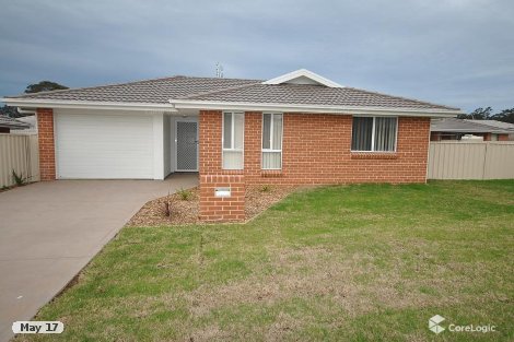 10a Candlebark Cl, West Nowra, NSW 2541