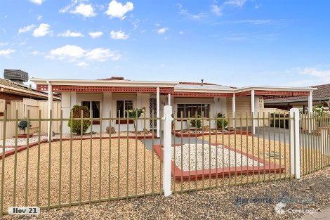 25 Balmoral Cct, Blakeview, SA 5114