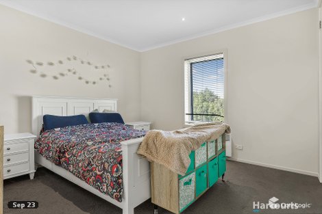 34 Edgeware Cl, Pakenham, VIC 3810