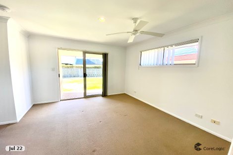 4 Princeton St, Oxenford, QLD 4210