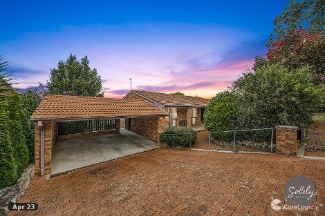 16 Cuthbertson Cres, Oxley, ACT 2903