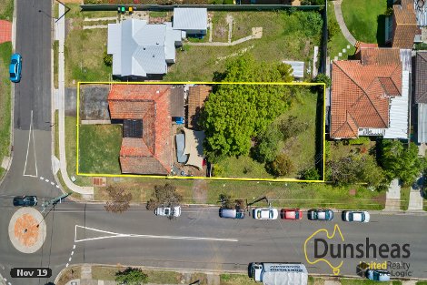 4 Suffolk St, Ingleburn, NSW 2565