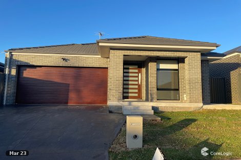 19 Mulvihill Cres, Denham Court, NSW 2565