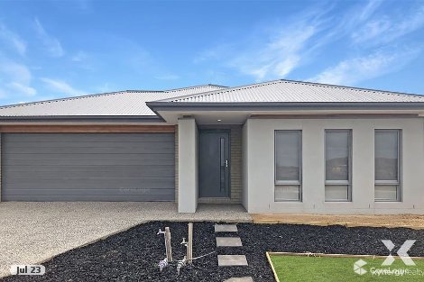 18 Yang Rd, Mambourin, VIC 3024