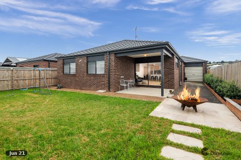 35 Phalaris Park Dr, Lovely Banks, VIC 3213