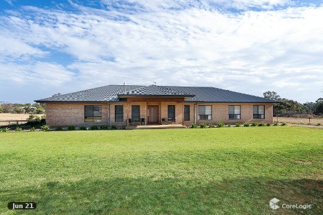 76 Wallace St, Coolamon, NSW 2701