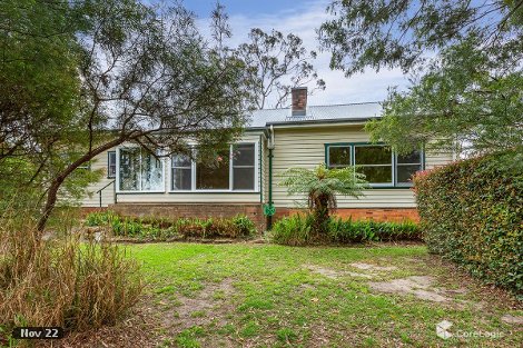 2 Farm Rd, Springwood, NSW 2777