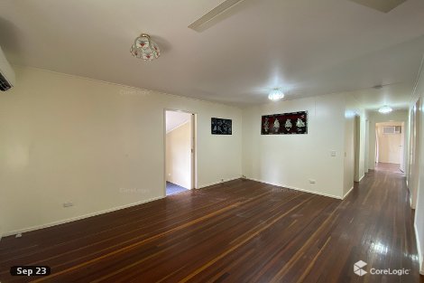 16 Middle Cres, Dysart, QLD 4745