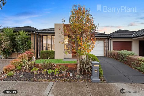 27 Viewside Cres, Craigieburn, VIC 3064