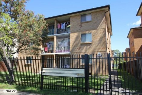 2/9 Hart St, Warwick Farm, NSW 2170