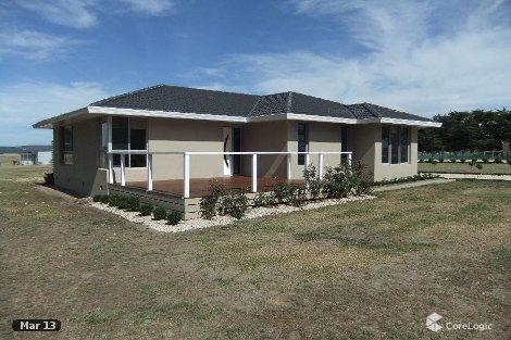 230 Mclarens Rd, Kilmany, VIC 3851