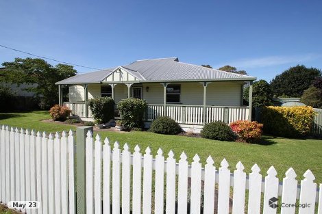 83 Martin St, Tenterfield, NSW 2372