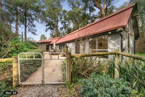 23 Station Rd, Red Hill, VIC 3937