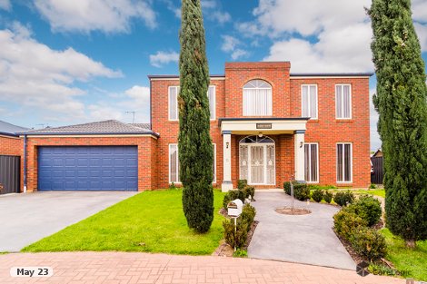 13 Maclarens Cl, Manor Lakes, VIC 3024