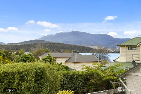 145 Derwent Ave, Lindisfarne, TAS 7015