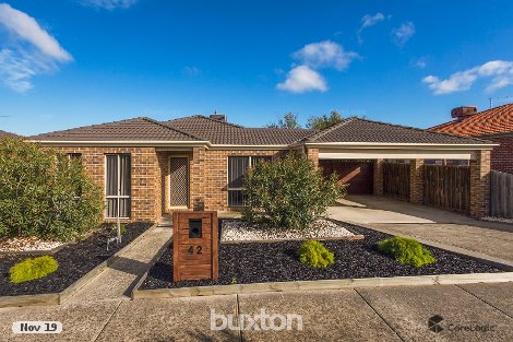 42 Oakwood Cres, Waurn Ponds, VIC 3216