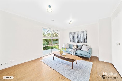 8 Wallis Pl, Spence, ACT 2615