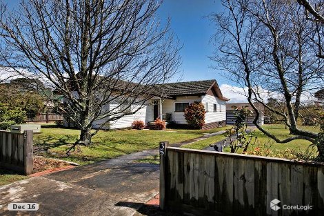 35 Old Lancefield Rd, Woodend, VIC 3442