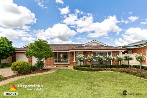 32 Fay Ave, Kooringal, NSW 2650