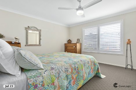 1/3 Headsail Dr, Banksia Beach, QLD 4507