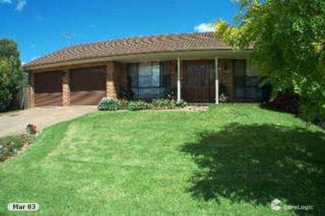 64 Donalbain Cct, Rosemeadow, NSW 2560