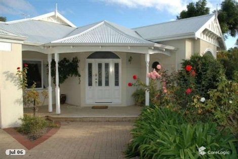 18 Braunton St, Bicton, WA 6157