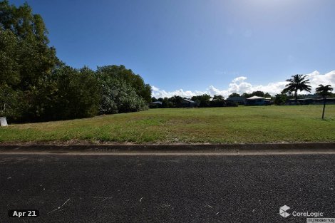 15 Muir St, Tully Heads, QLD 4854