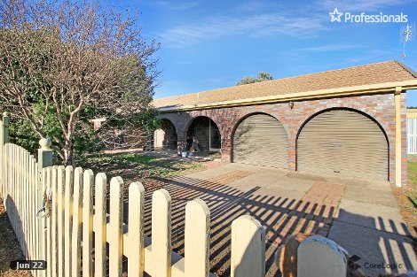 12 Jarvis St, Oura, NSW 2650