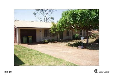 8 Esmond St, Rockville, QLD 4350