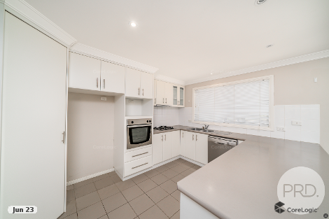 36 Hargrave Ave, Lloyd, NSW 2650