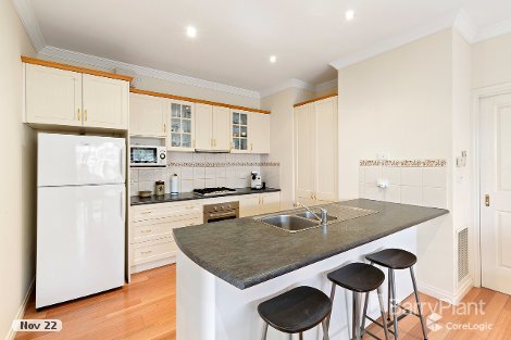 2/5 Essex Ct, Bayswater, VIC 3153