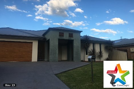 71 Bowerbird St, South Nowra, NSW 2541