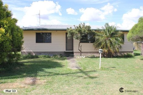 30 West St, Oakey, QLD 4401