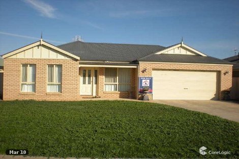 35 Nugget Fuller Dr, Tocumwal, NSW 2714