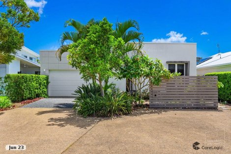 17 Foreshore Ct, Dicky Beach, QLD 4551