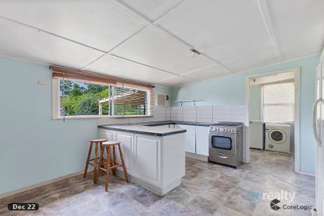 17 Weale St, Pittsworth, QLD 4356