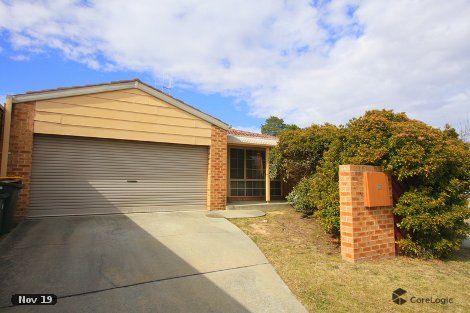 35 Rule St, Isaacs, ACT 2607