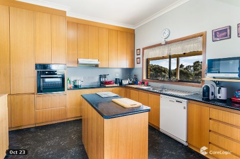 1330 Highlands Rd, Whiteheads Creek, VIC 3660