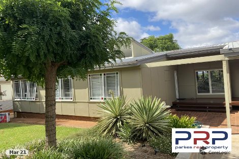 3 Evans Pde, Parkes, NSW 2870