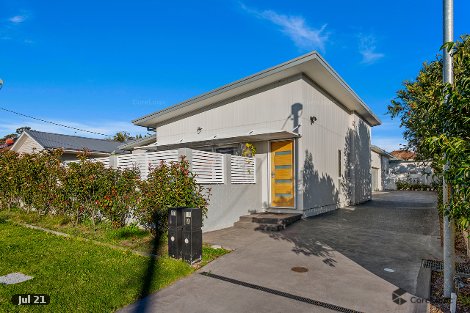 11 Hopetoun St, Oak Flats, NSW 2529