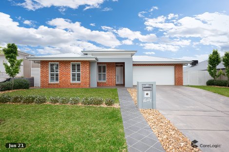 30 Flack Cres, Boorooma, NSW 2650