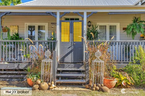 29 Middle St, Esk, QLD 4312