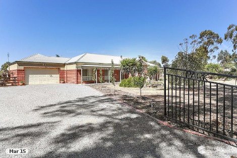 104 Banksia Rd, Huntly, VIC 3551