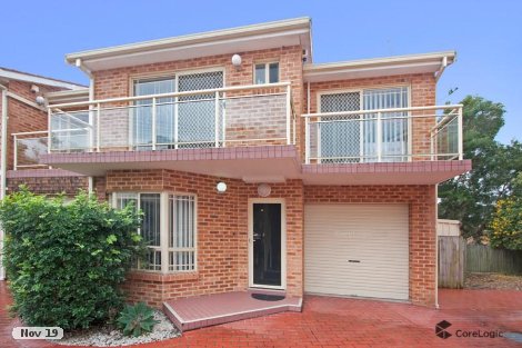 2/8 Carnegie Cct, Chifley, NSW 2036